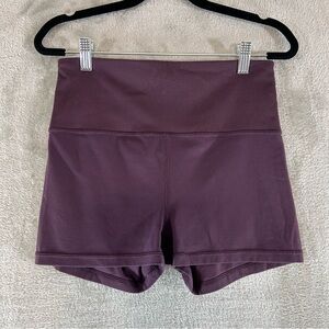 ATHLETA High Rise Studio Shorts 2.5 Inseam Ribbed Waistband Size Medium Purple